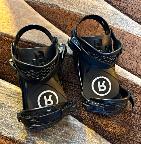 Ride black snowboard bindings - ride,